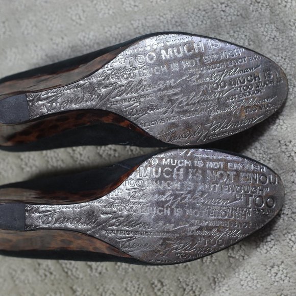 Beverly Feldman Women's 8.5 Black Suede 4" Shiny Animal Print Wedge Heel - Picture 4 of 5